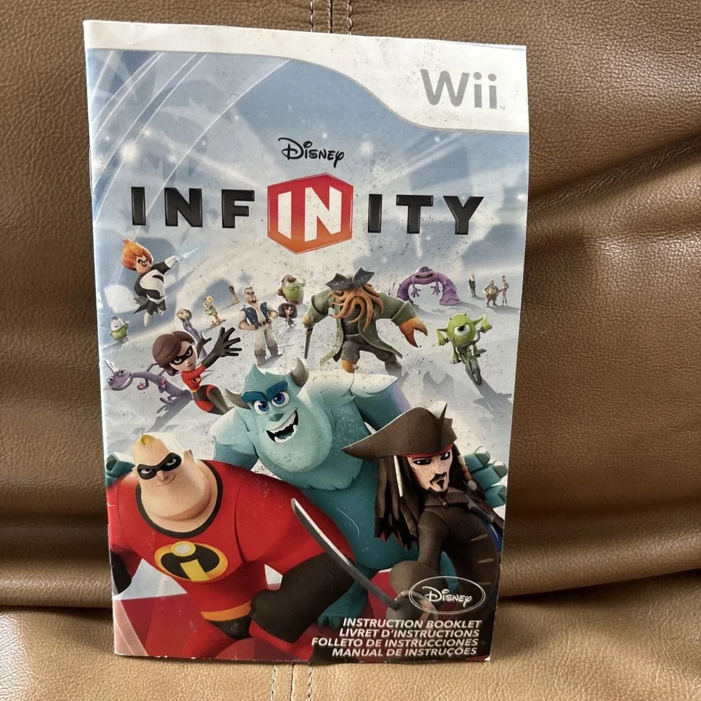 Wii Disney‎ Infinity Lot 12 Characters and Game Base Pad Mixed Lot + Manual